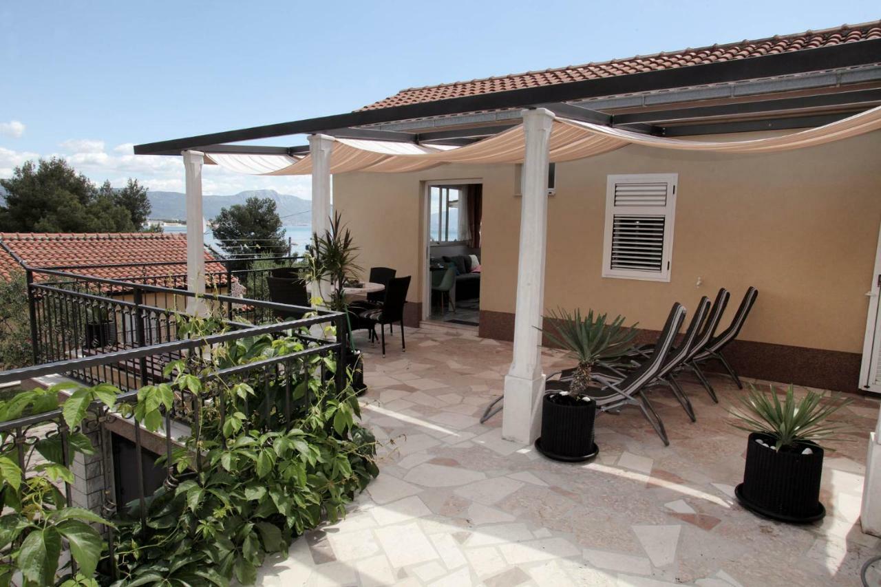 Apartments Viki Trogir Exterior foto